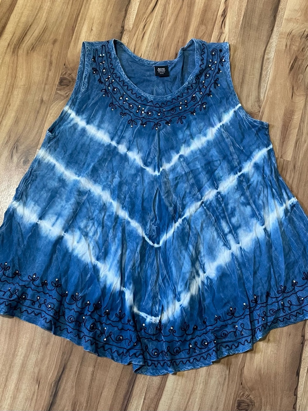 Seven Islands Tie Dye Embroidered Tunic Top Blue White Crinkle Rayon Sz L